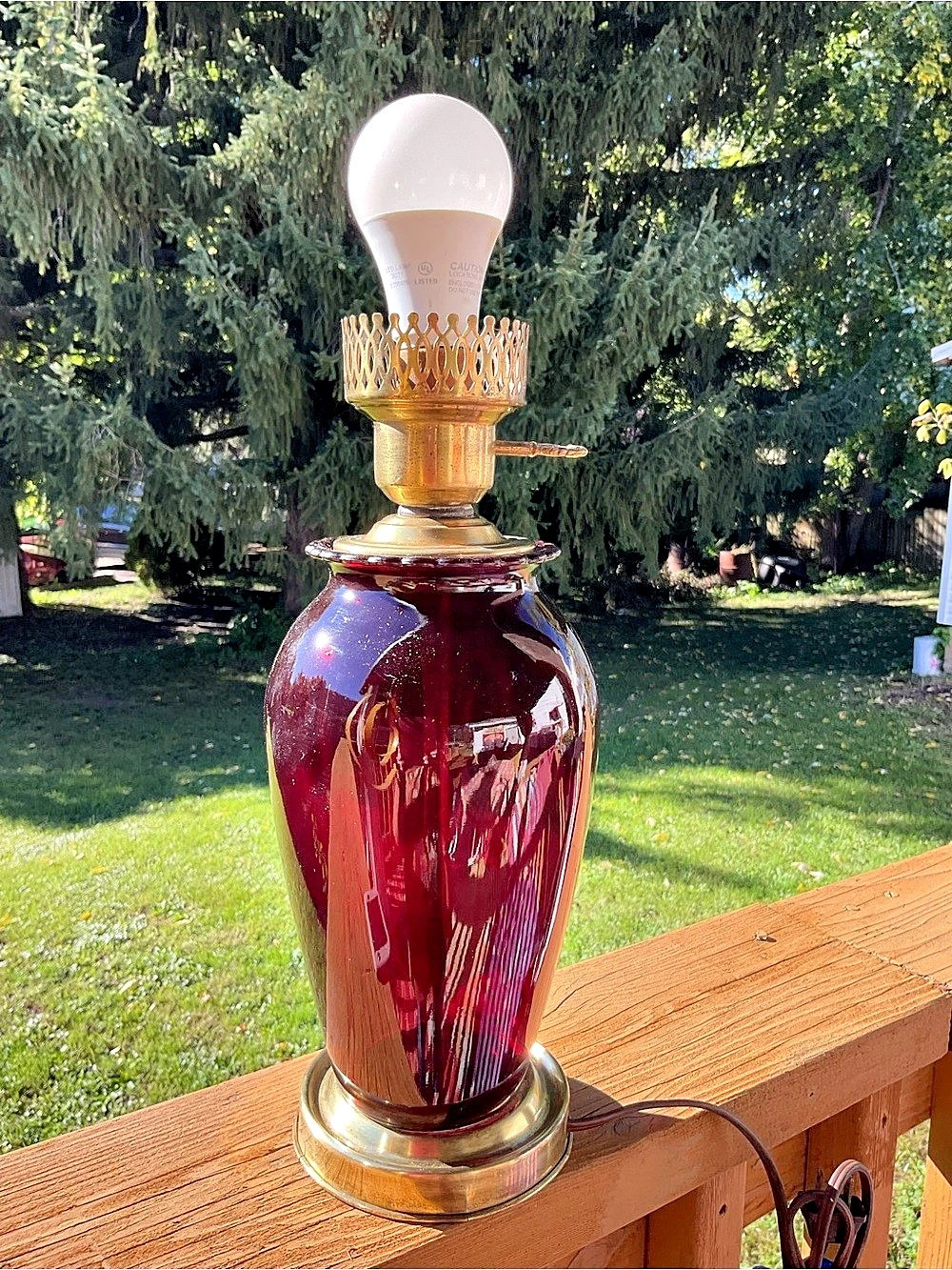 Red Glass Table Lamp with Gold-Tone Base